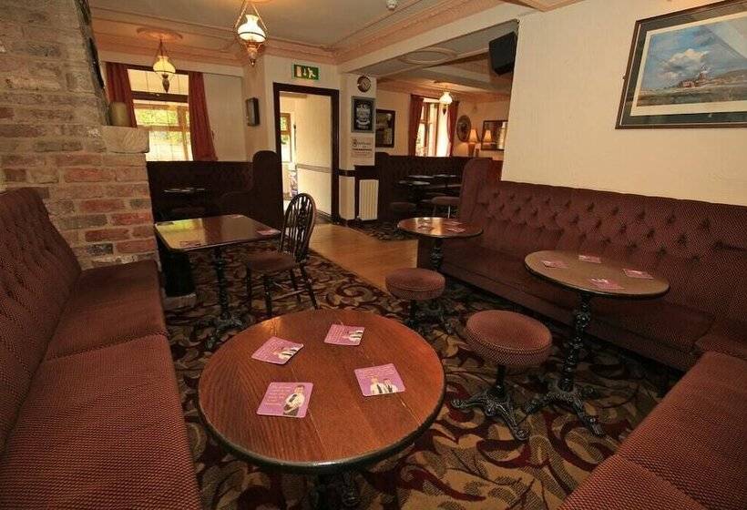 Retkeilymaja The Navigation Tavern