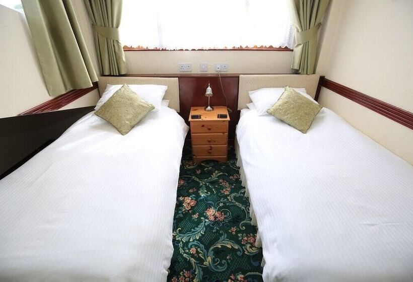 Retkeilymaja The Navigation Tavern