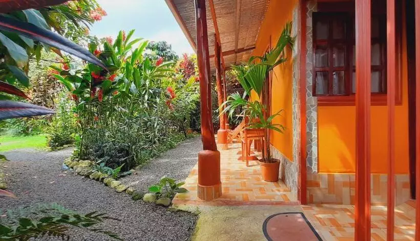 ベッドアンドブレックファースト Jardin Entre Montañas