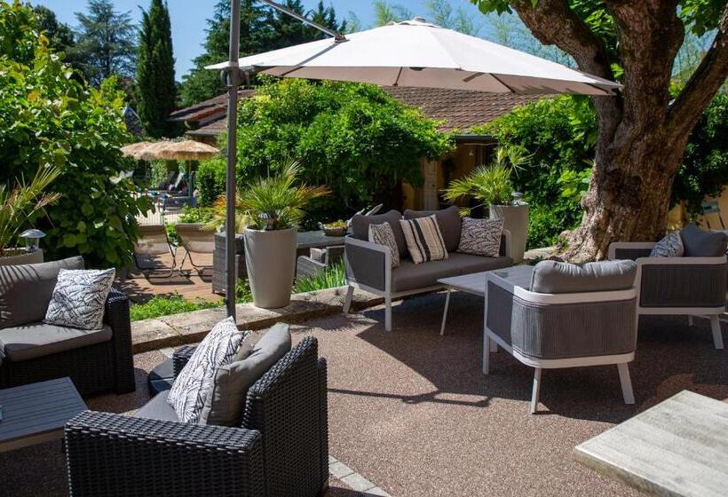 ホテル Des Dauphins