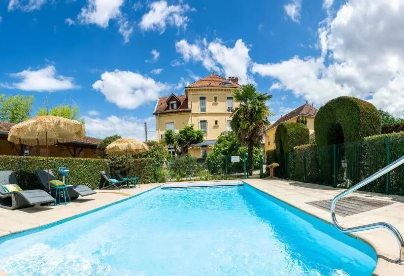 Hotelli Des Dauphins