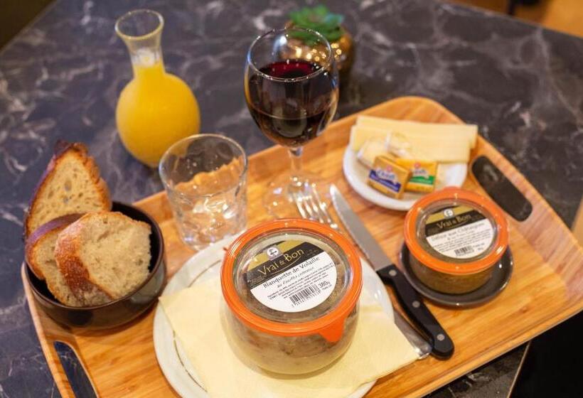 ホテル Des Dauphins