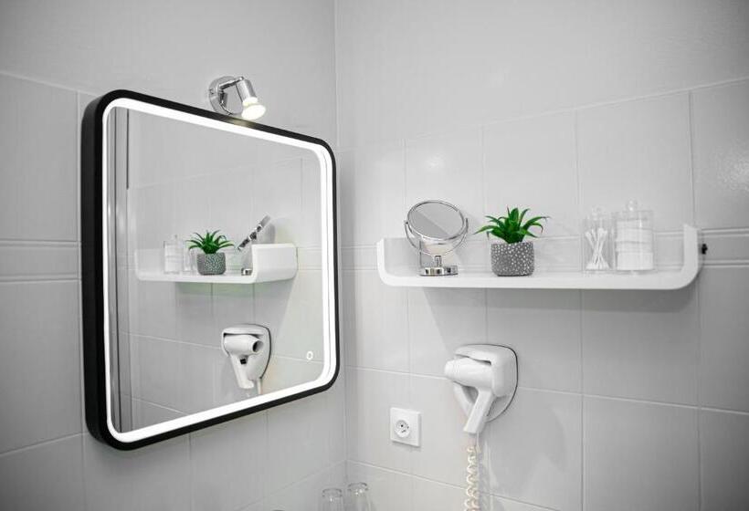 ホテル Des Dauphins