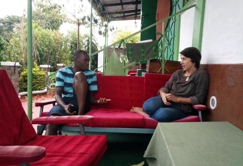 ホテル Kilimanjaro Mad Monkey S