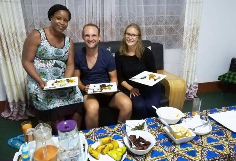 ホテル Kilimanjaro Mad Monkey S