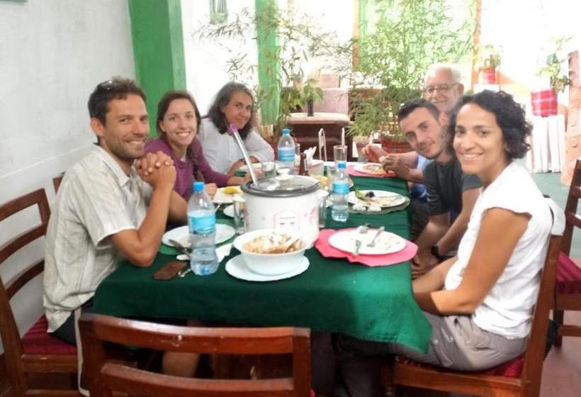 ホテル Kilimanjaro Mad Monkey S