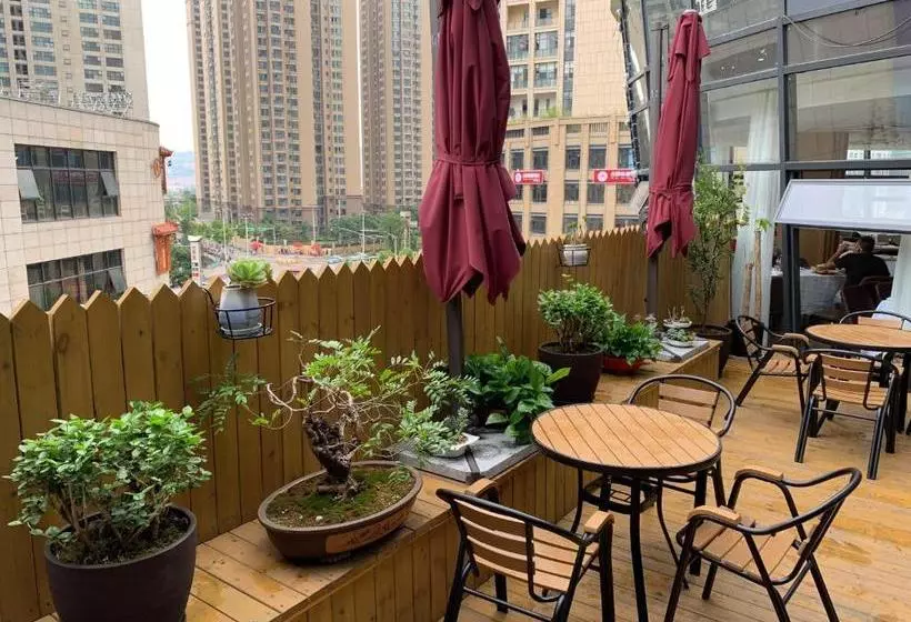 Hotelli Ramada Encore By Wyndham Kunming West
