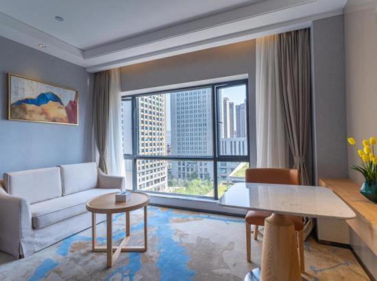 Hotel Ramada Encore By Wyndham Kunming West