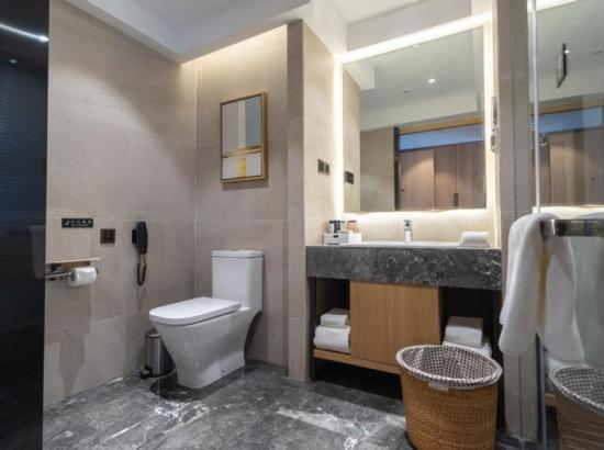 Hotel Ramada Encore By Wyndham Kunming West