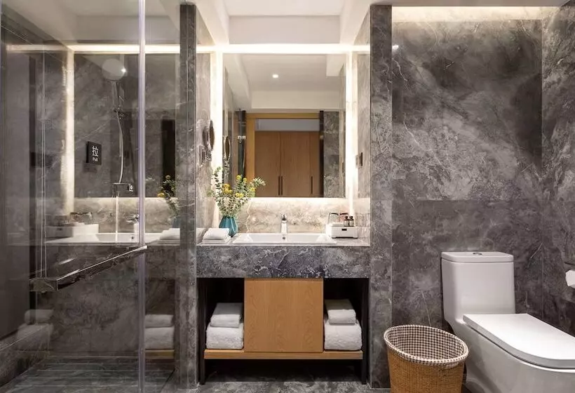 Hotelli Ramada Encore By Wyndham Kunming West