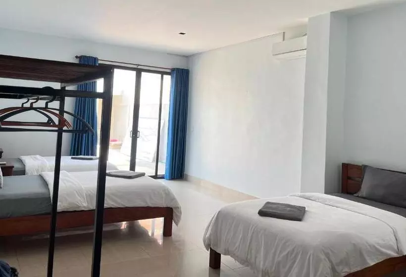 هتل Sorya Guesthouse & Dolphin Tours