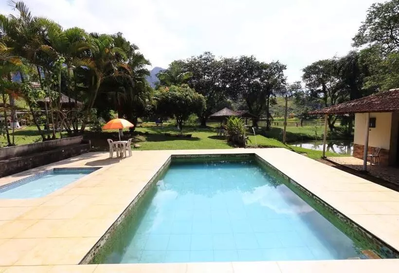 ユースホステル Pousada Vila Capelinha