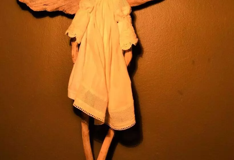 Hotelli Cafe Felix & Old Oak Manor