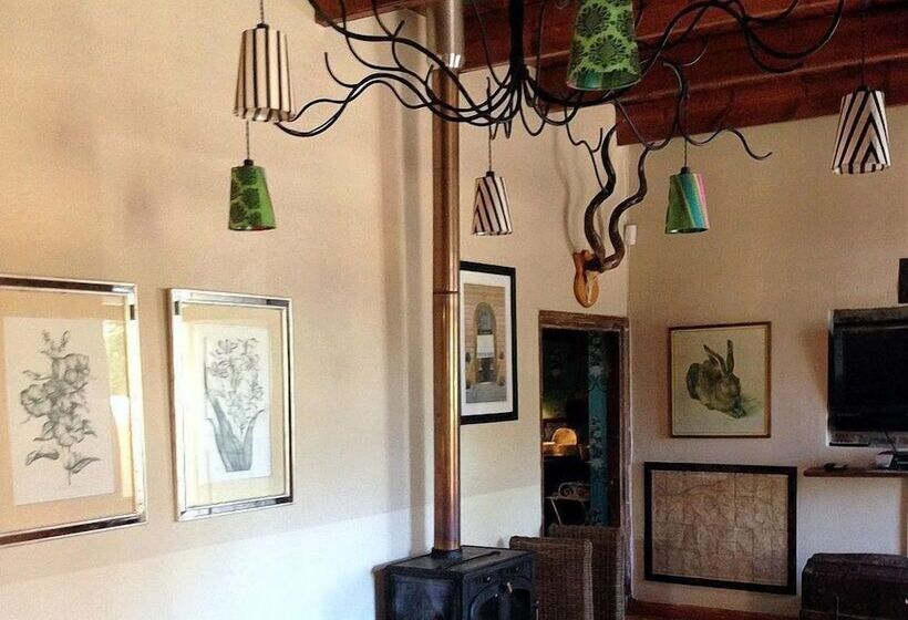 ホテル Cafe Felix & Old Oak Manor