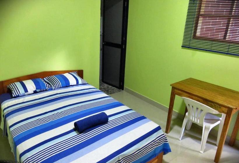 پانسیون Hospedaje Ecológico Purma Wasi