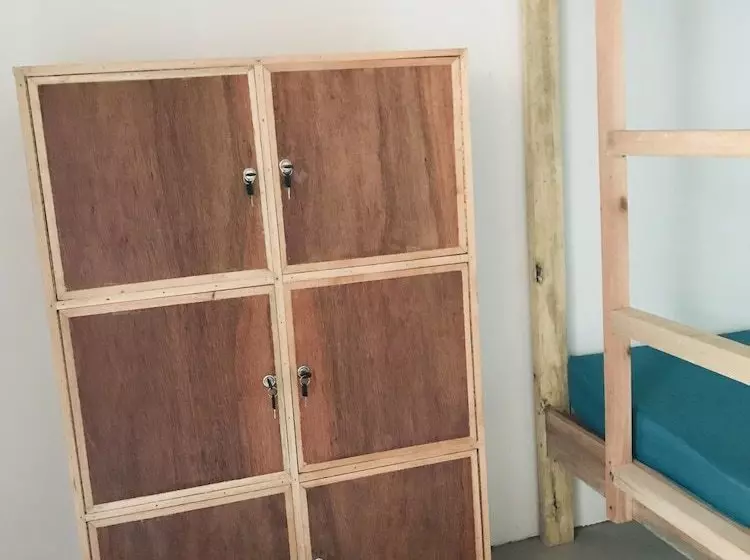 پانسیون Noya Hostel  Adults Only