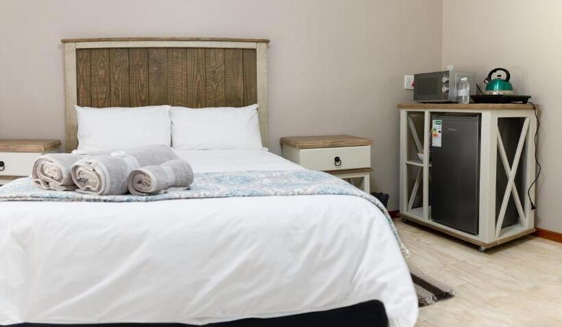 פנסיון Opstal Guestfarm