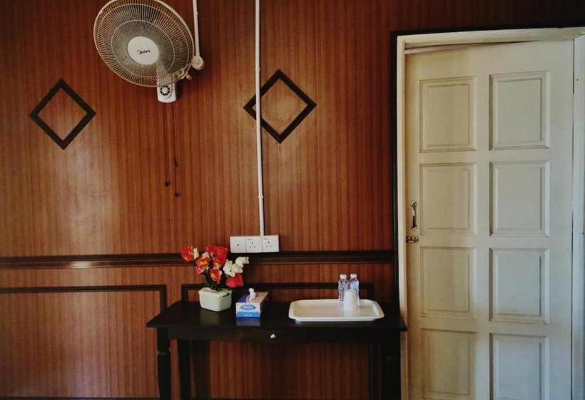 Villamas Perhentian Resort