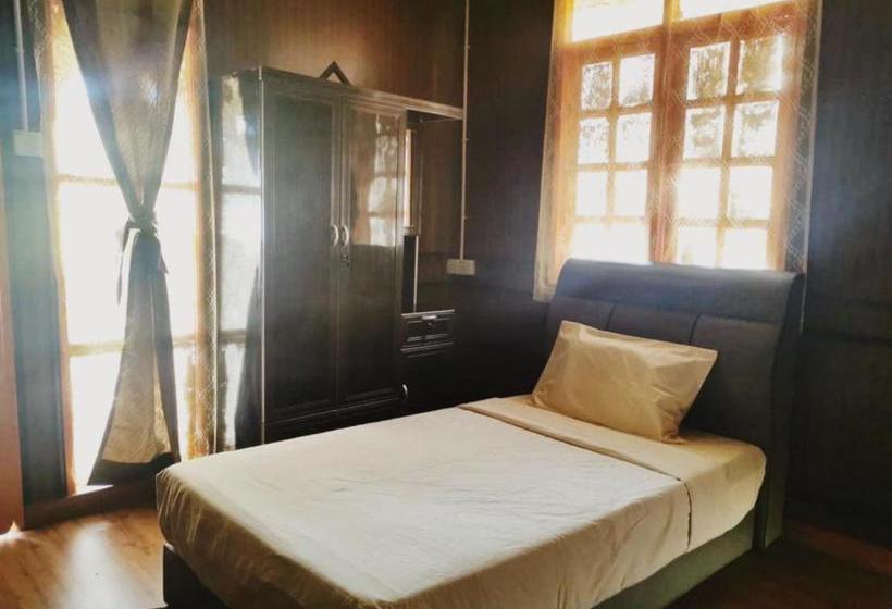 Villamas Perhentian Resort