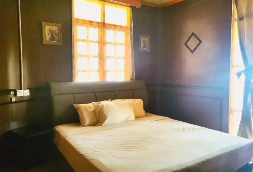 Villamas Perhentian Resort