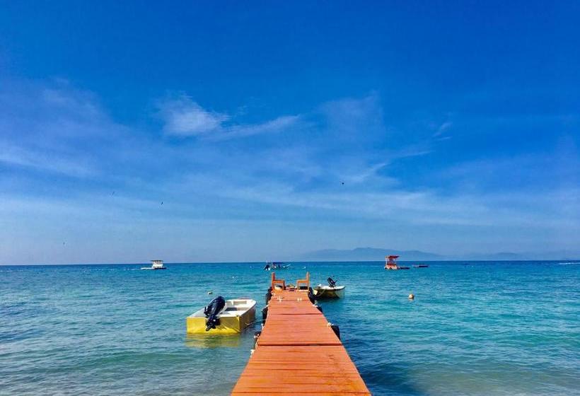 Villamas Perhentian Resort