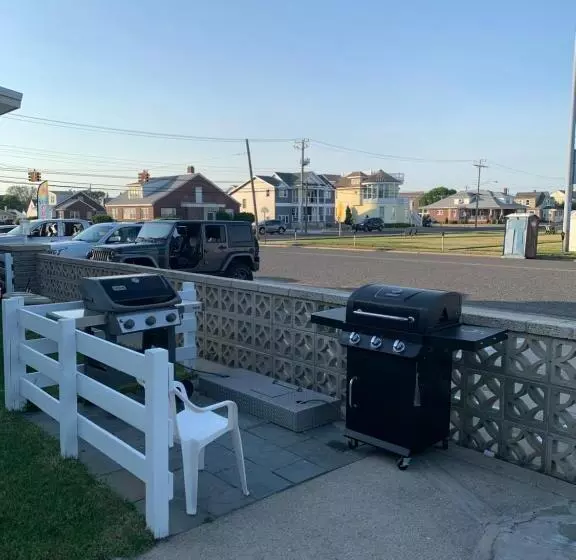 Yankee Clipper Resort Motel