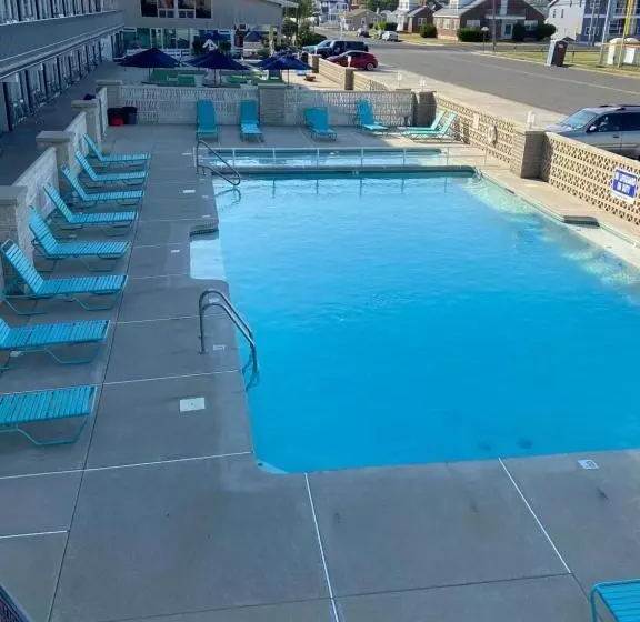 Yankee Clipper Resort Motel