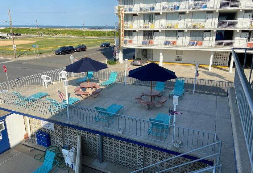 Yankee Clipper Resort Motel