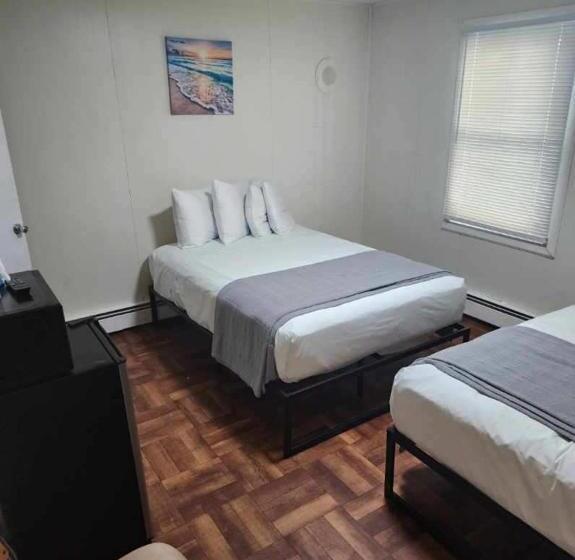 Yankee Clipper Resort Motel