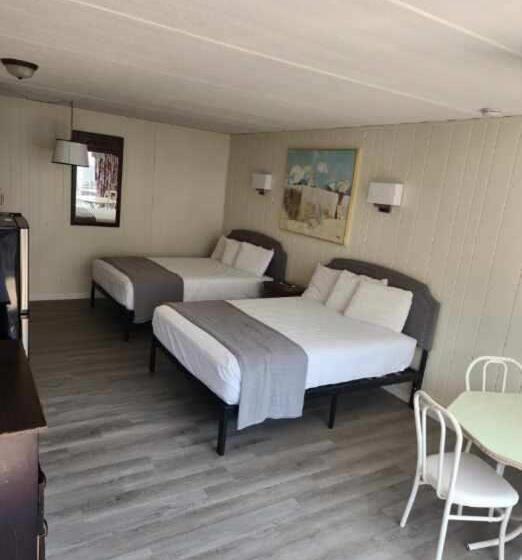 Yankee Clipper Resort Motel