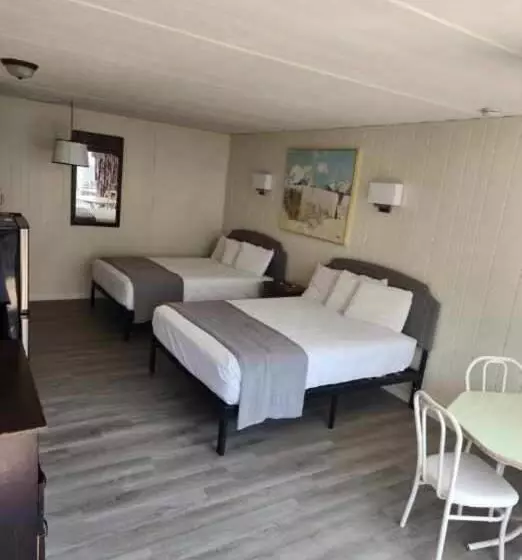 Yankee Clipper Resort Motel