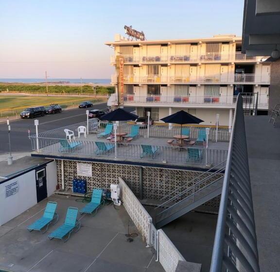 Yankee Clipper Resort Motel