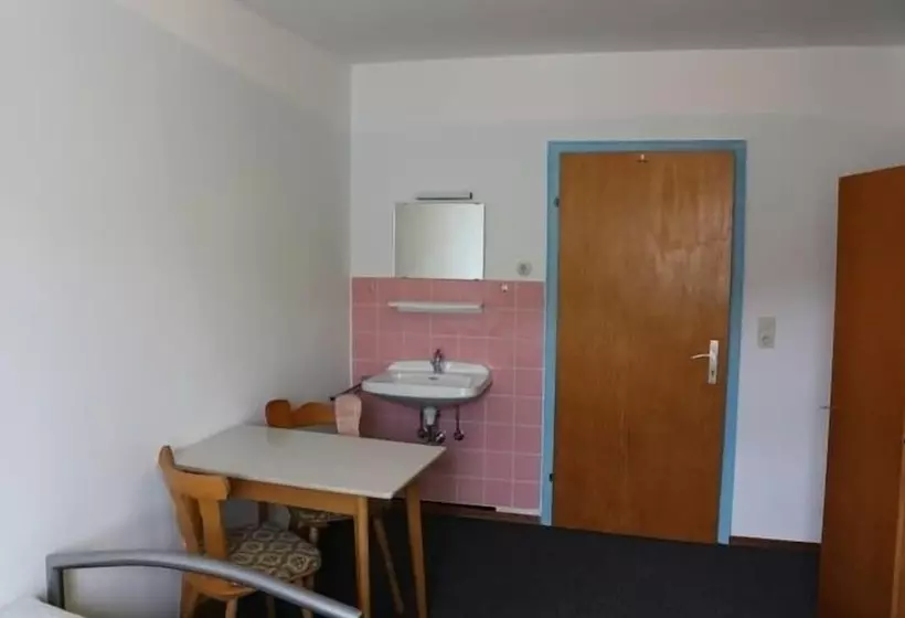 Apartment One Hostel   Bischofsmais