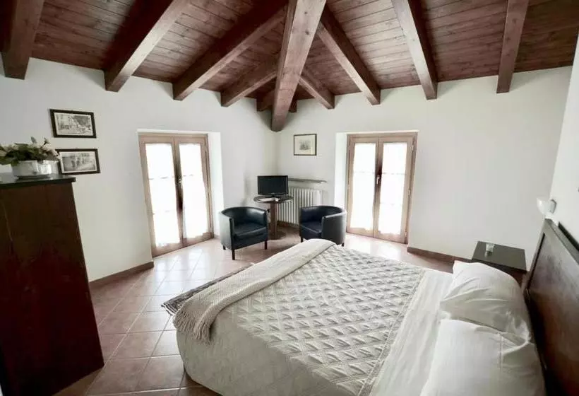 ホテル Agriturismo Ca  Del Sartu