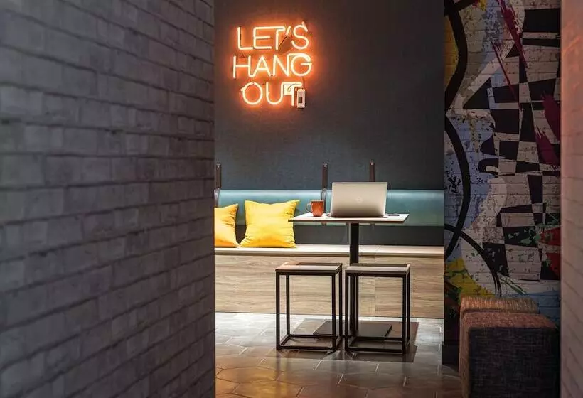 Metro Hostel
