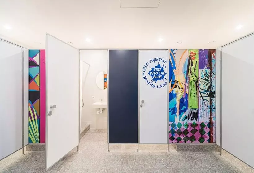Metro Hostel