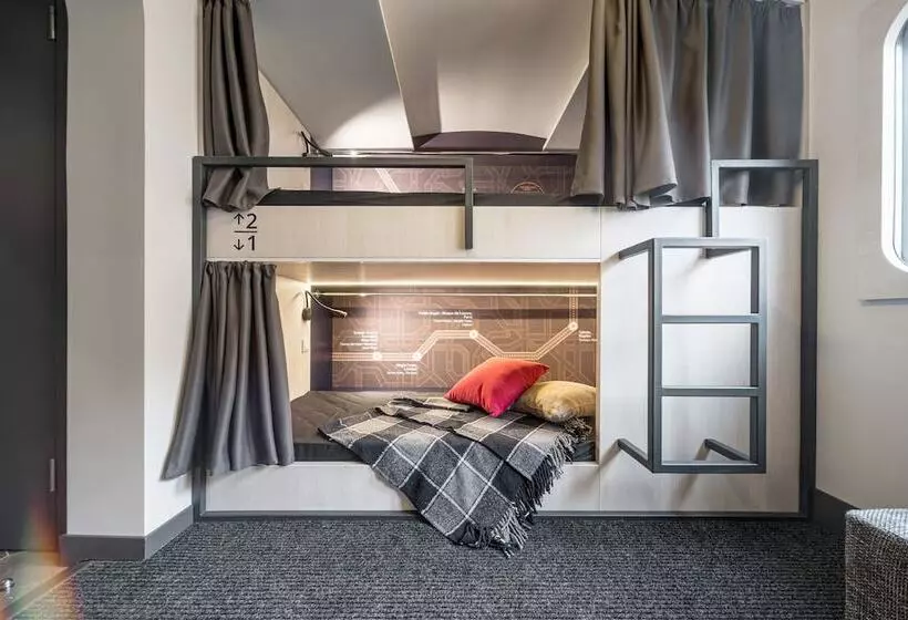 Metro Hostel