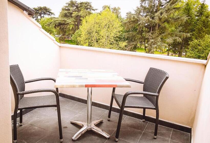 پانسیون Parque Florida