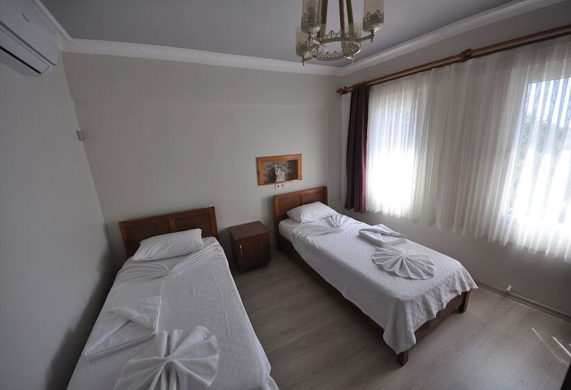 تختخواب و صبحانه Queen Bee