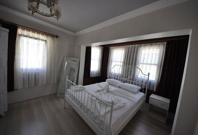 تختخواب و صبحانه Queen Bee