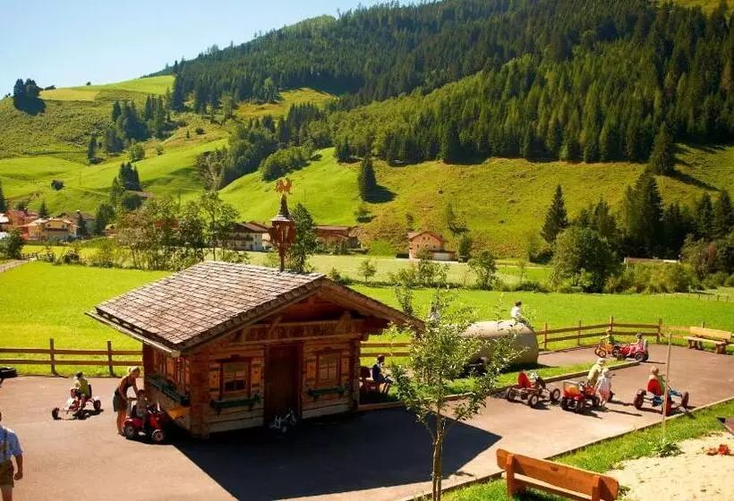 Familienhotel Oberkarteis