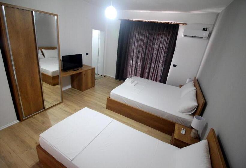 فندق Hill's Residence