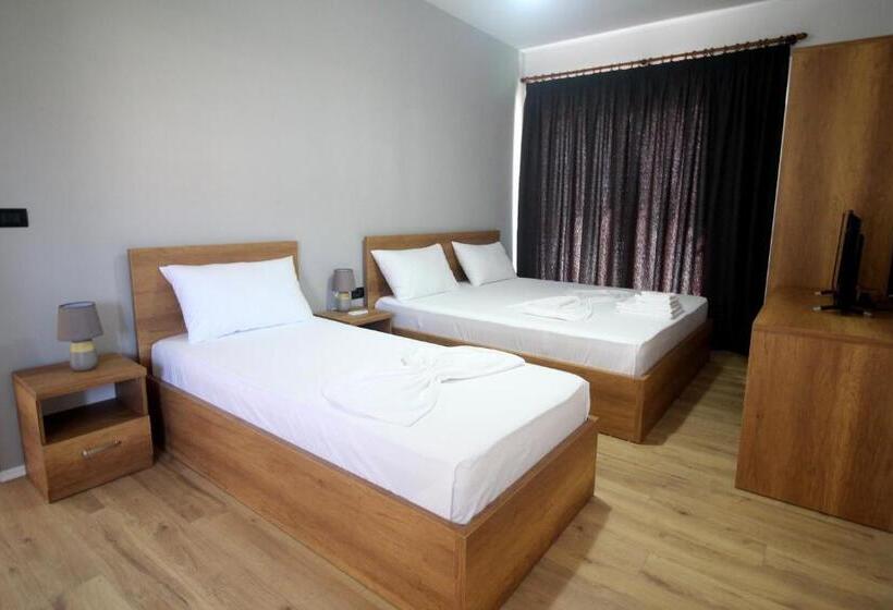 فندق Hill's Residence