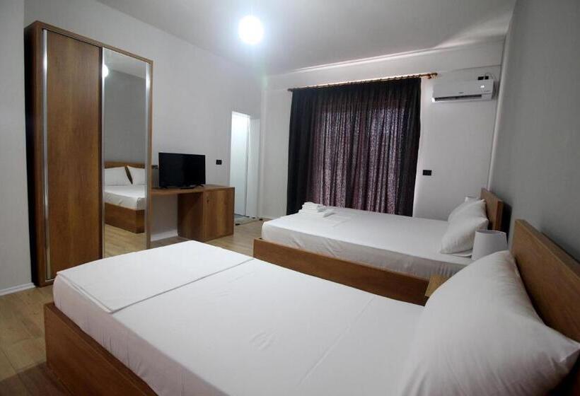 فندق Hill's Residence