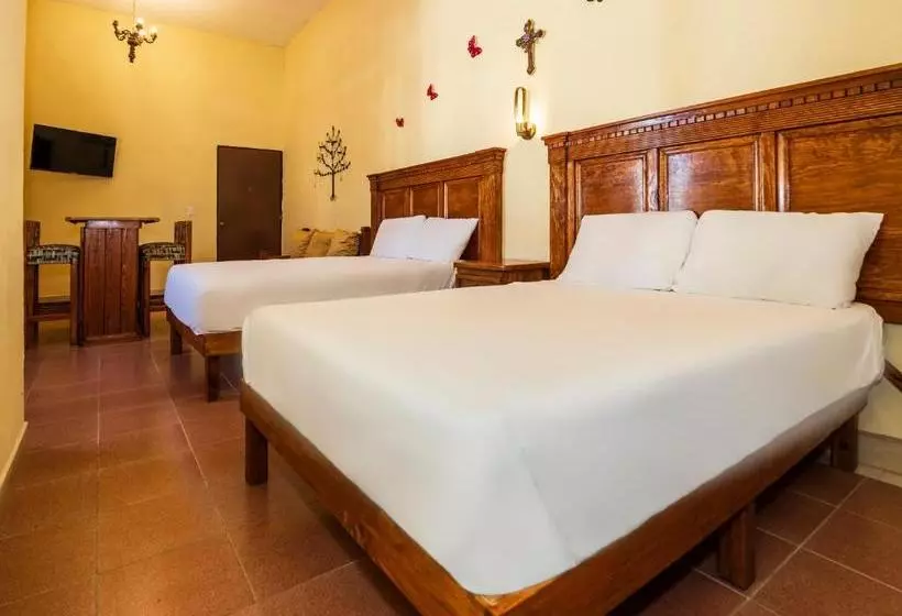 Capital O Las Calzadas  & Suites