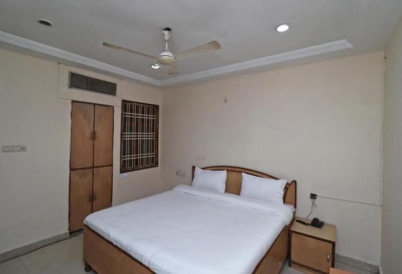 Flagship Hotel Capital