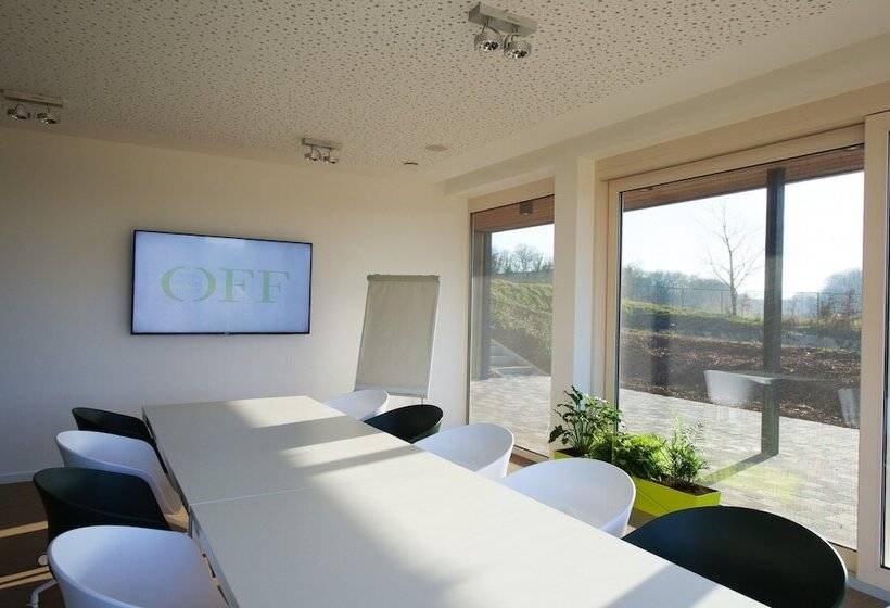 בית מלון כפרי Off