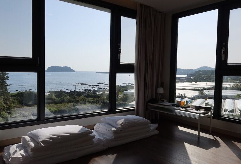 בית מלון כפרי Seogwipean