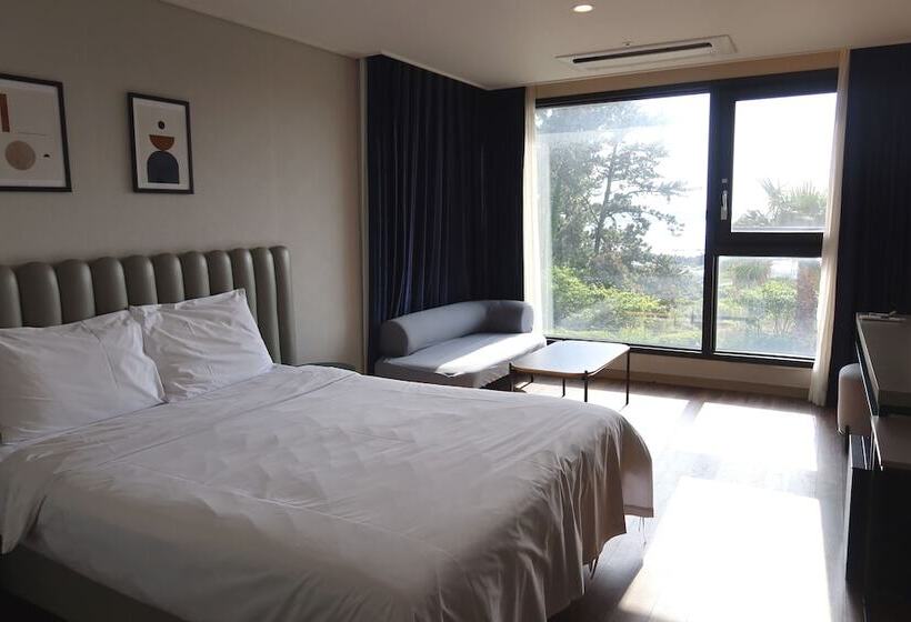 בית מלון כפרי Seogwipean