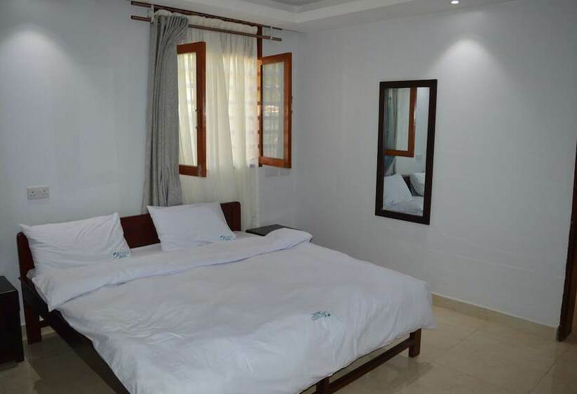 هتل The Orchid Grand